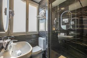 Hôtel Le Marignan - photo 10