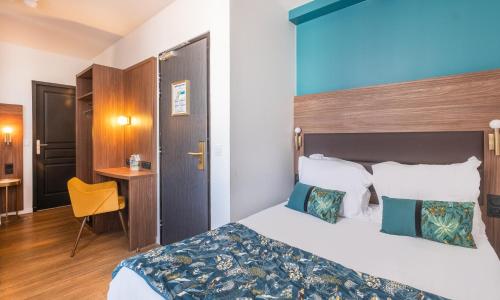 Hôtel Le Marignan - photo 2